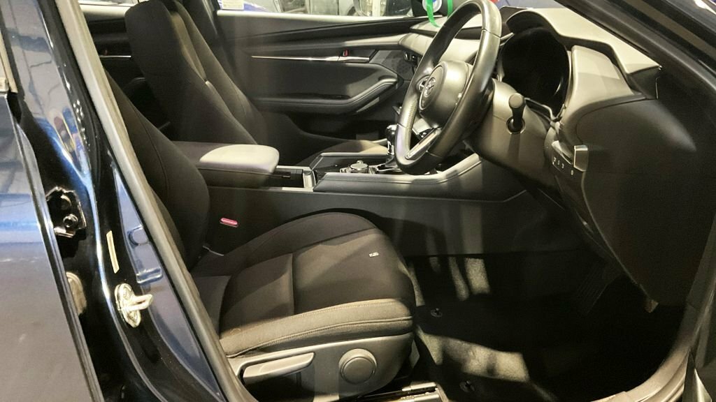 Mazda 3 2.0 Skyactiv G Mhev Gt Sport Red #9