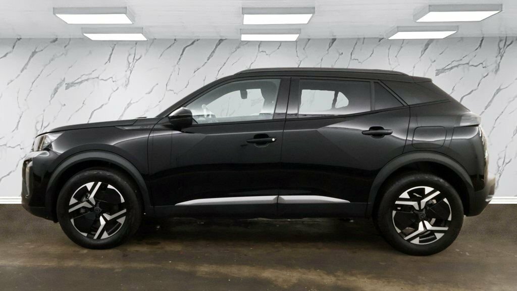 Peugeot 2008 1.2L Gt Black #6