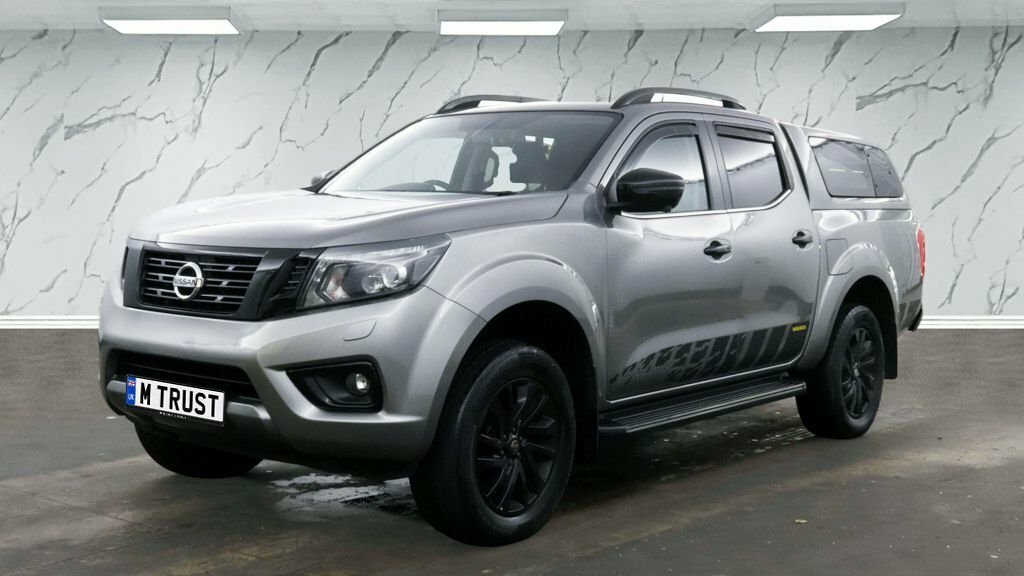 Nissan Navara 2.3L N-guard Grey #2