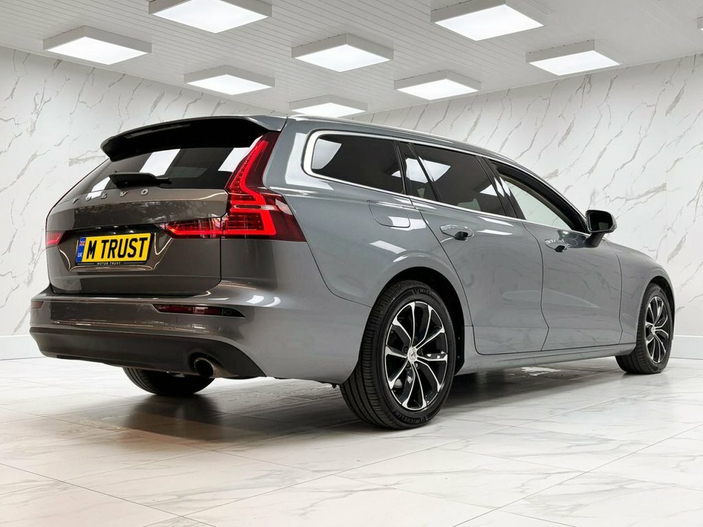 Volvo V60 2L Momentum Grey #6