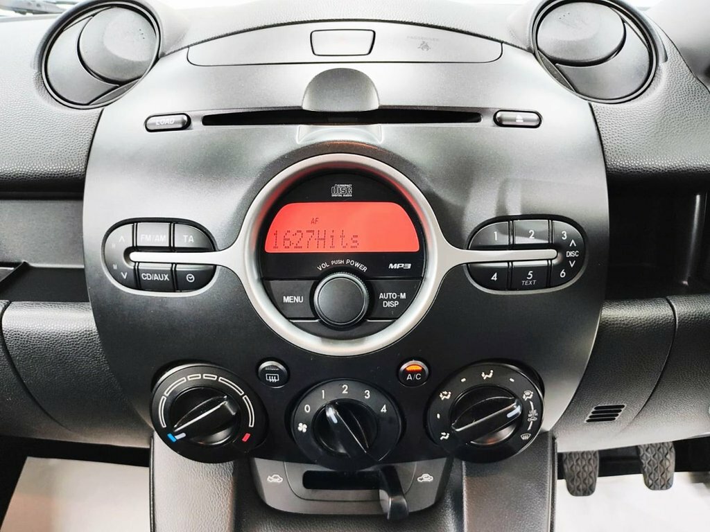 Mazda 2 1.3L Tamura Silver #16