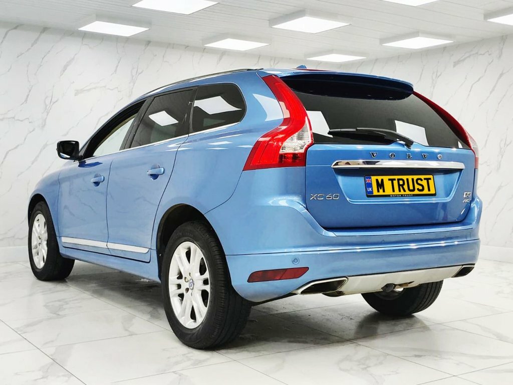 Volvo XC60 2.4L Se Lux Nav Blue #6