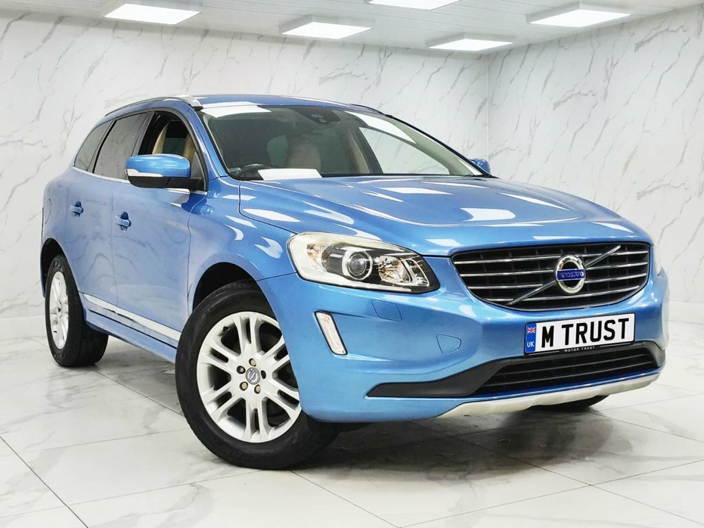 Volvo XC60 2.4L Se Lux Nav Blue #4