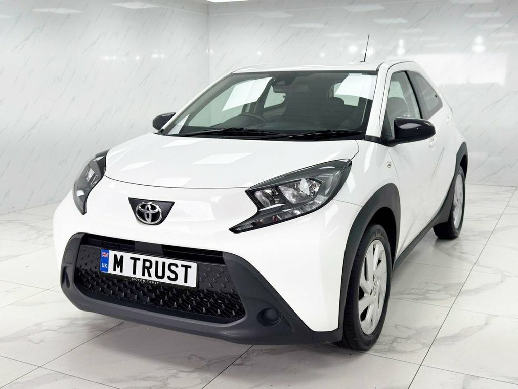 Toyota Aygo X 1L Pure White