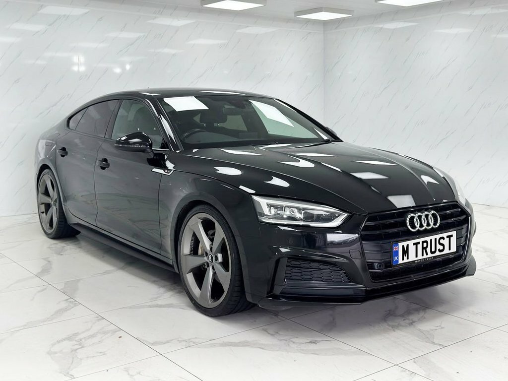 Audi A5 2L Black Edition CF19VNT Black #4