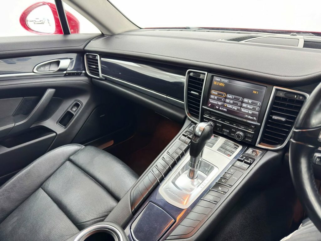 Porsche Panamera D V6 Tiptronic Black #16