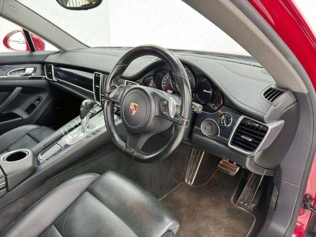 Porsche Panamera D V6 Tiptronic Black #21