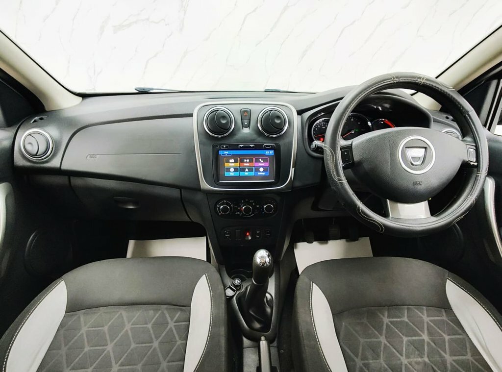 Dacia Sandero Stepway Stepway 0.9 Tce Laureate Euro 6 Ss White #18