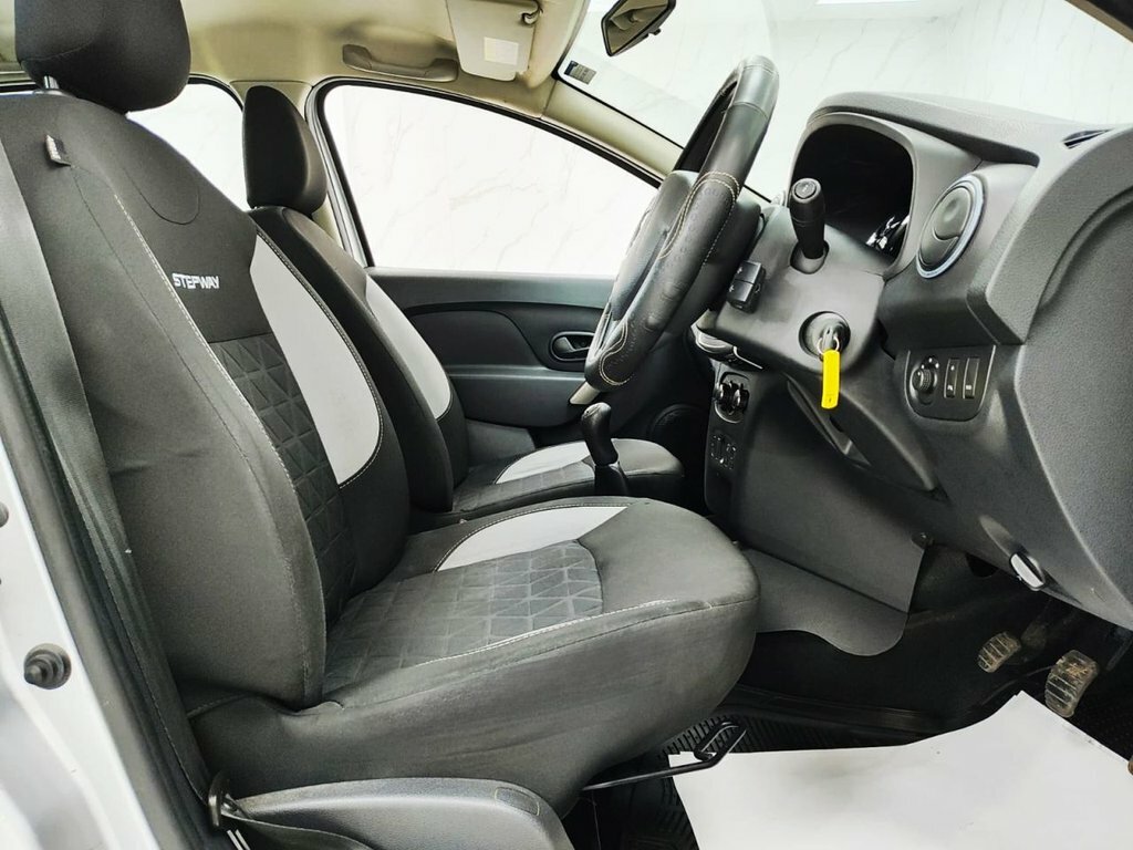 Dacia Sandero Stepway Stepway 0.9 Tce Laureate Euro 6 Ss White #24