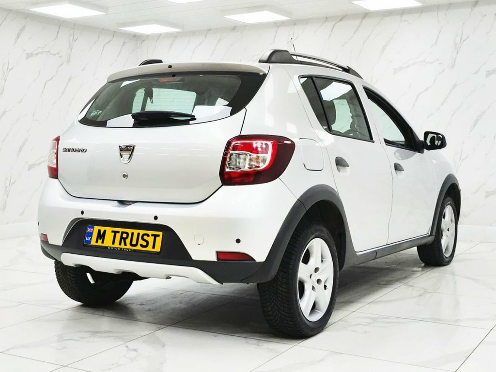 Dacia Sandero Stepway Stepway 0.9 Tce Laureate Euro 6 Ss White #9