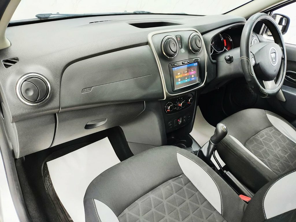 Dacia Sandero Stepway Stepway 0.9 Tce Laureate Euro 6 Ss White #14