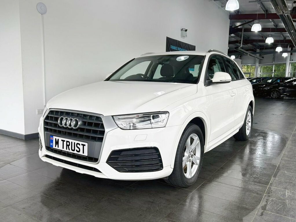 Audi Q3 Suv RF17BGE White #4