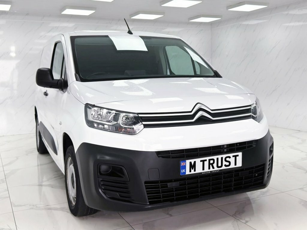 Citroen Berlingo 1.5L Enterprise Edition M White #2