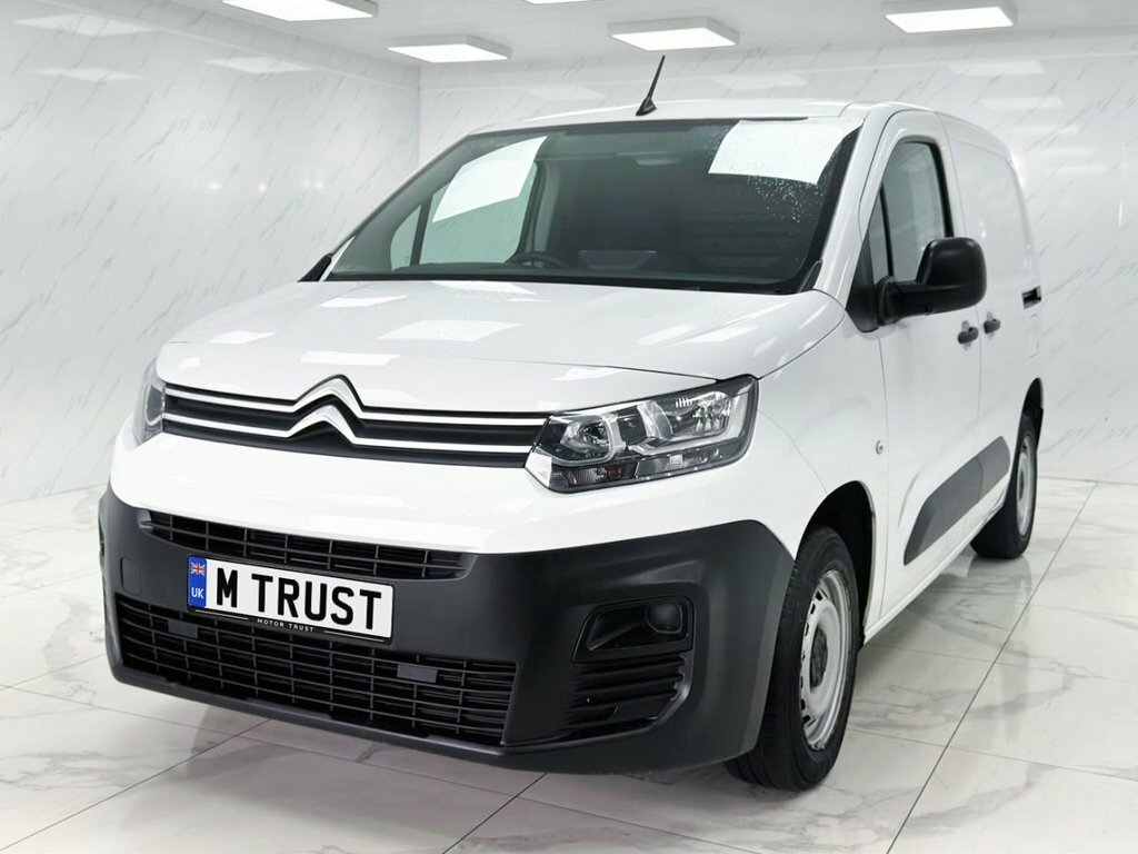 Citroen Berlingo 1.5L Enterprise Edition M White #4