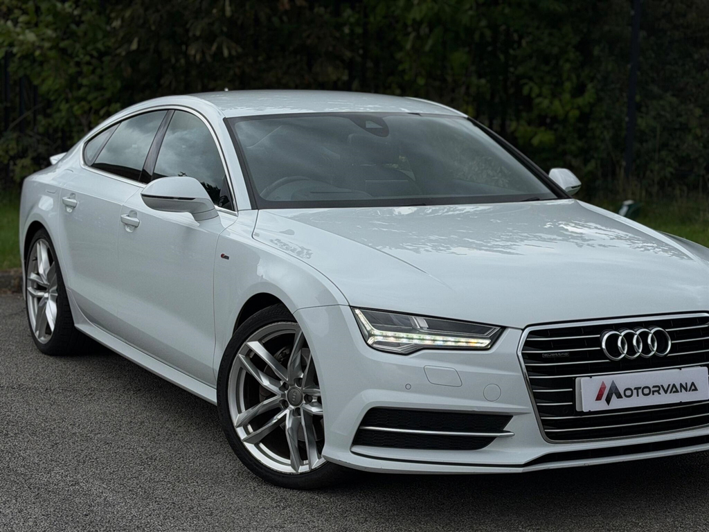 Audi A7 Hatchback White #5