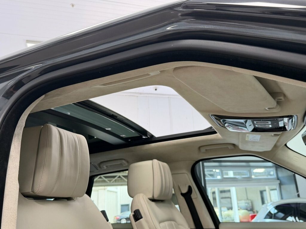 Land Rover Range Rover Sport Automatic Black #40