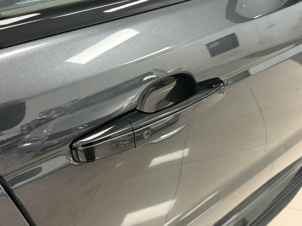 Land Rover Range Rover Sport Automatic Black #30