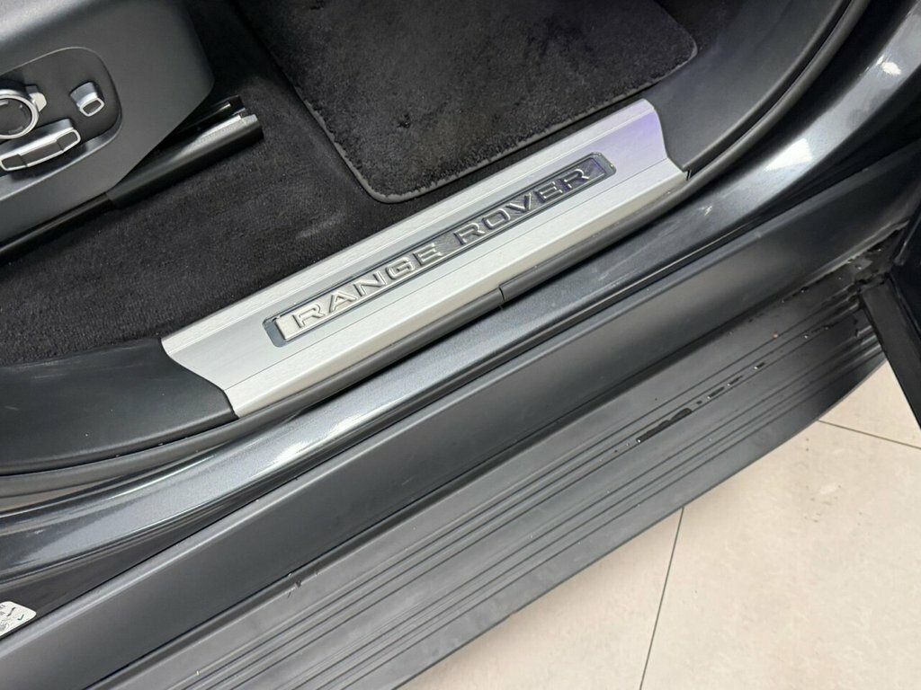 Land Rover Range Rover Sport Automatic Black #52