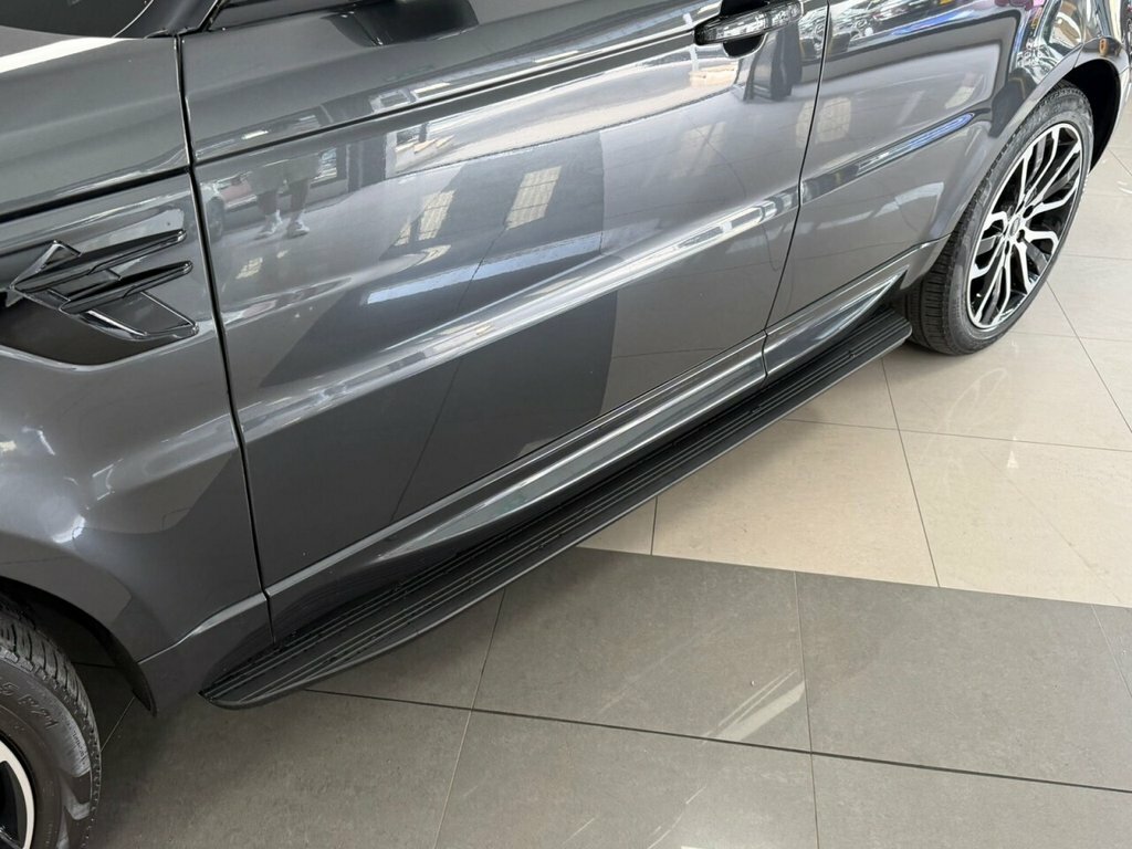 Land Rover Range Rover Sport Automatic Black #31