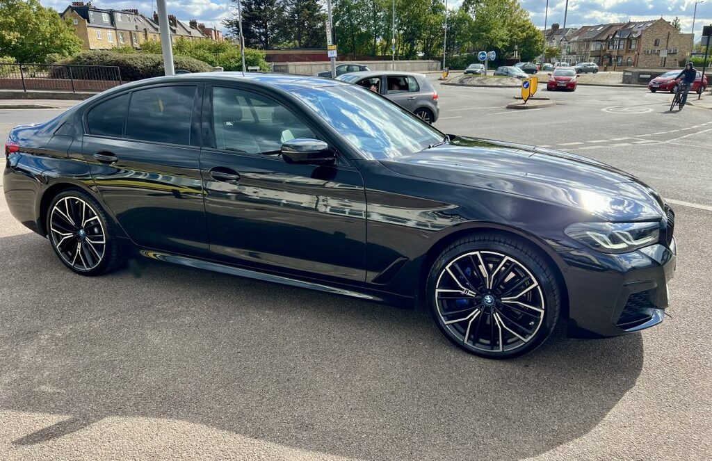 BMW 5 Series Saloon AJ23NVH Black #6