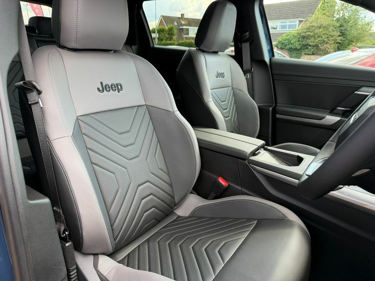 Jeep Compass 1.5 T4 E-torque Hybrid Limited Dct Grey #25
