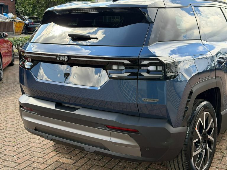 Jeep Compass 1.5 T4 E-torque Hybrid Limited Dct Grey #22