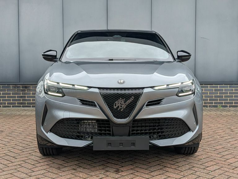 Alfa Romeo Junior 1.2 Turbo 145 Ibrida Sport Speciale Grey #3