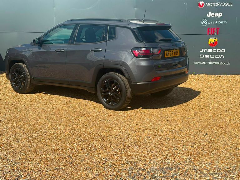 Jeep Compass 1.5 T4 E-torque Hybrid Night Eagle Dct Grey #2