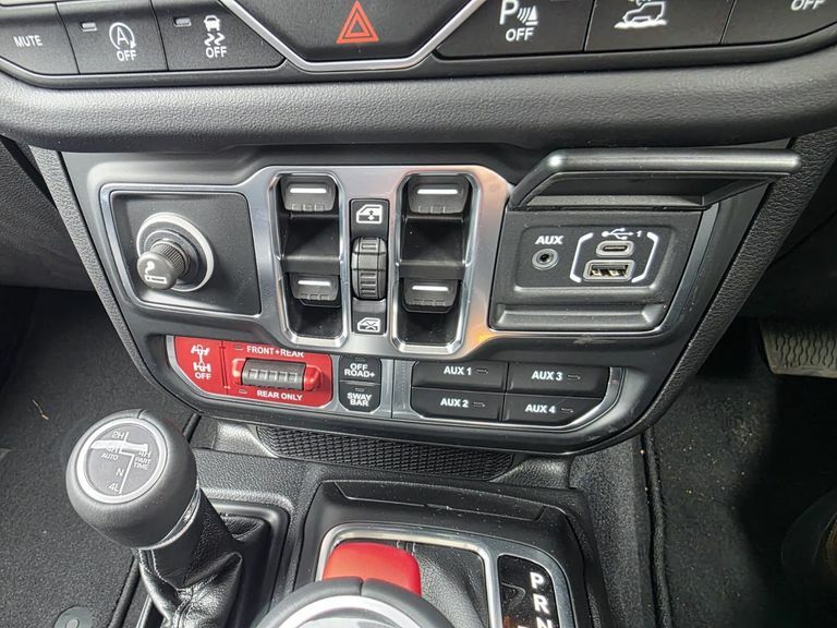 Jeep Wrangler 2.0 Gme Rubicon Black #44