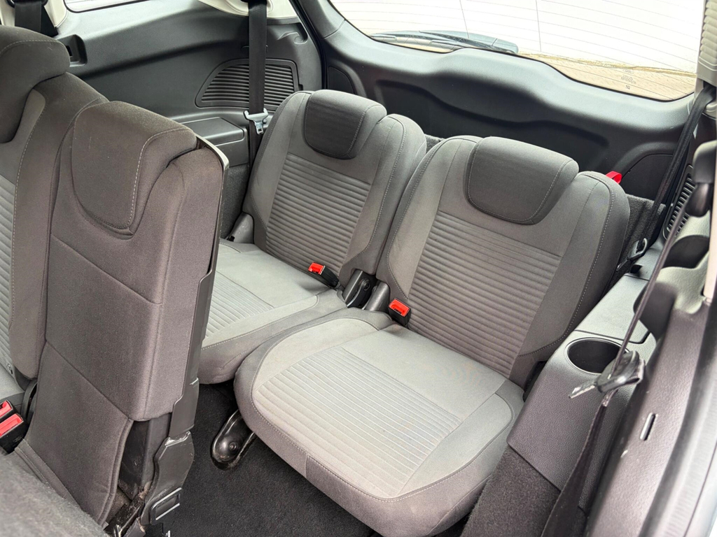Ford Grand C-Max C-max Titanium X Tu Silver #29