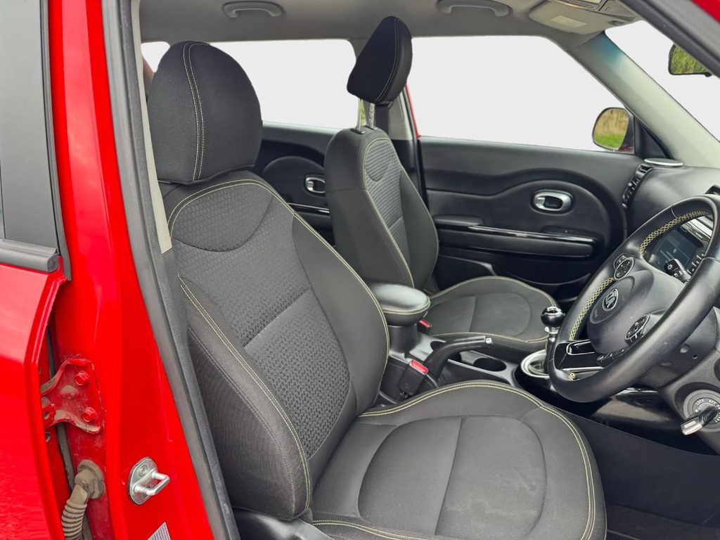 Kia Soul 1.6 Crdi 134 Maxx Dct Yellow #27