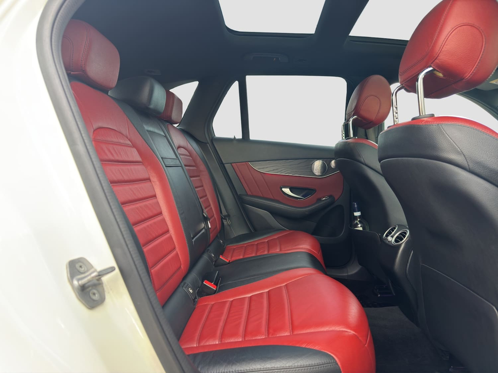 Mercedes-Benz GLC Class Glc 300 Amg Line Premium D 4Matic Grey #33