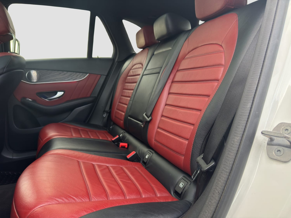 Mercedes-Benz GLC Class Glc 300 Amg Line Premium D 4Matic Grey #31