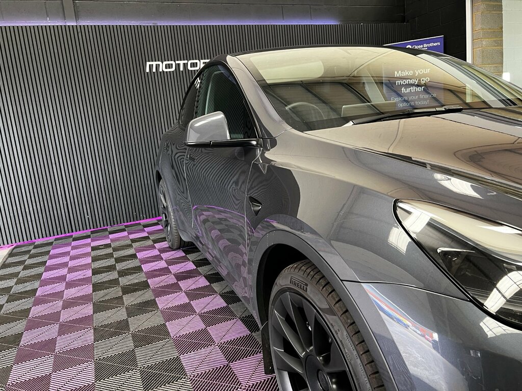 Tesla Model Y Y Dual Motor Long White #38