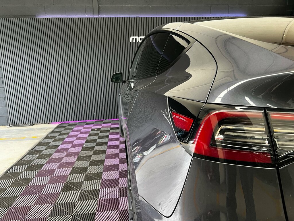 Tesla Model Y Y Dual Motor Long White #46