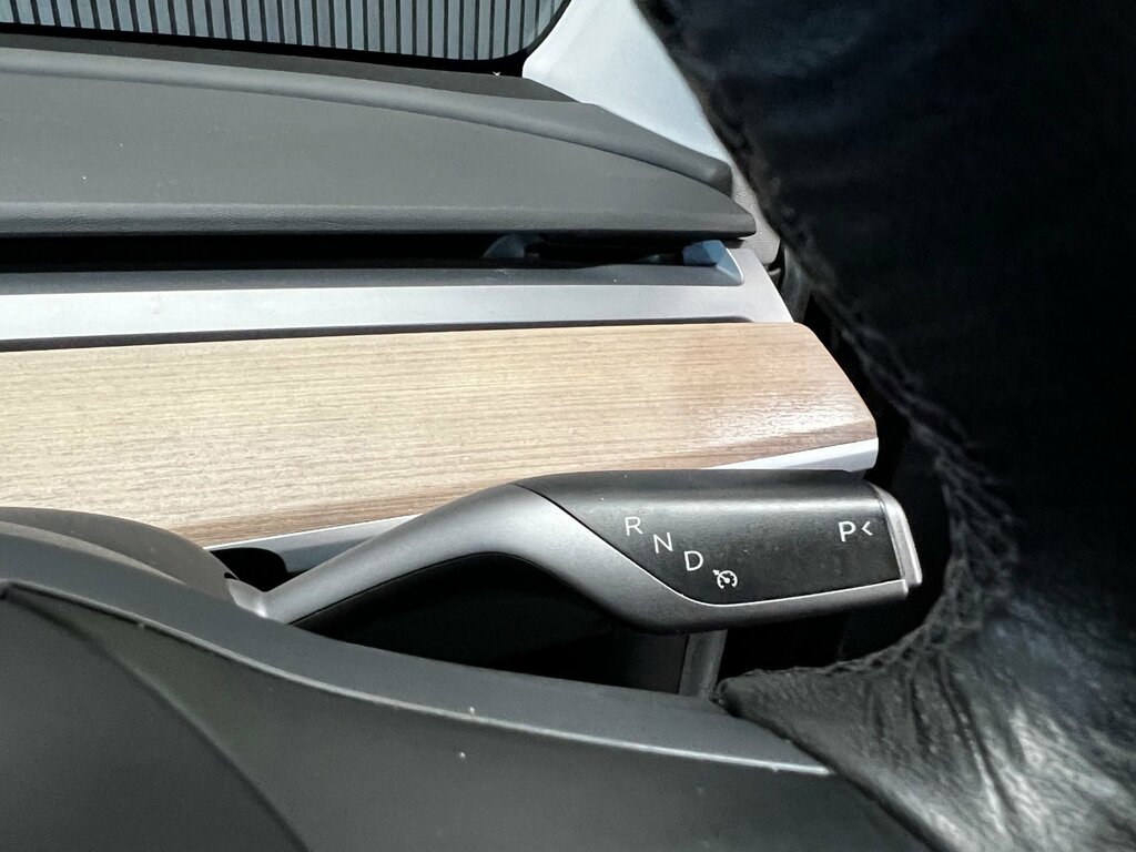 Tesla Model Y Y Dual Motor Long White #32