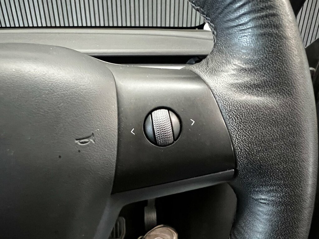 Tesla Model Y Y Dual Motor Long White #31