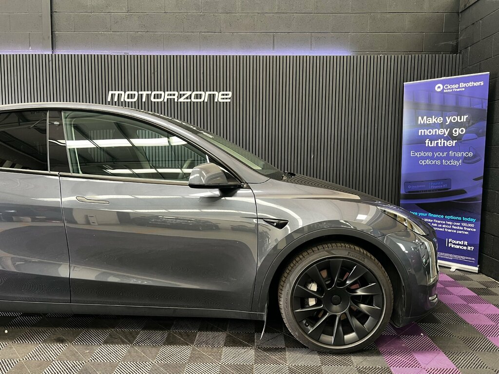 Tesla Model Y Y Dual Motor Long White #8