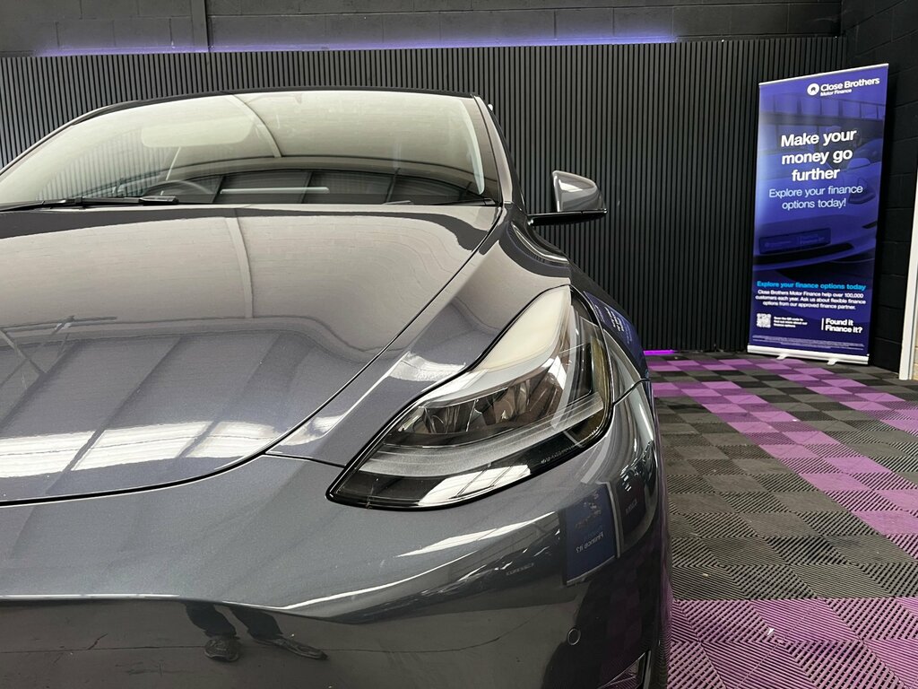 Tesla Model Y Y Dual Motor Long White #36