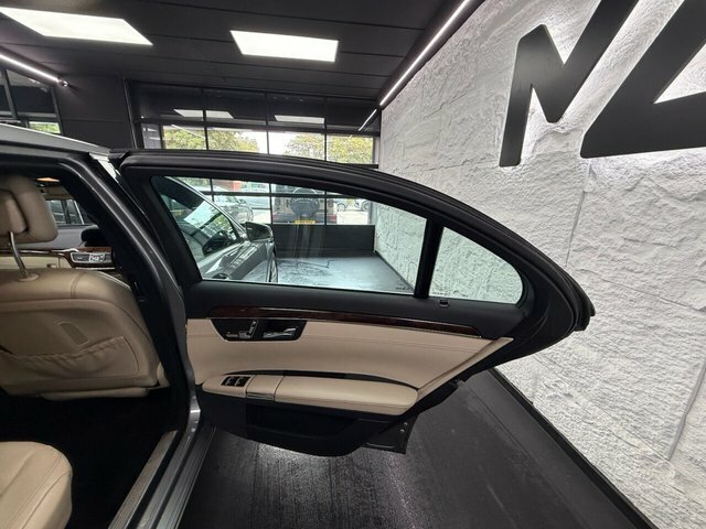Mercedes-Benz S Class 3L Null Silver #30
