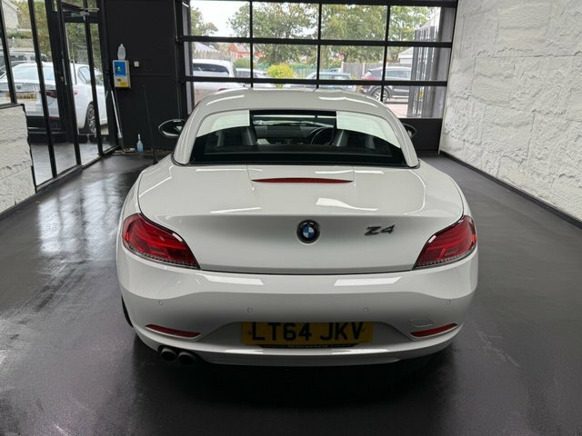 BMW Z4 2.0 18I Convertible Sdrive Euro White #5