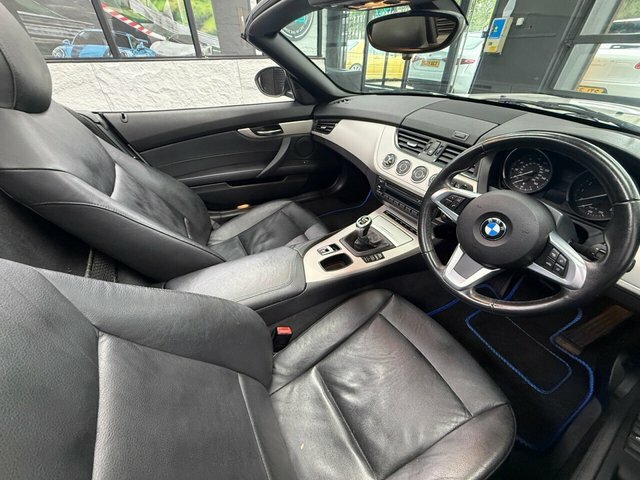 BMW Z4 20I Sdrive Red #8
