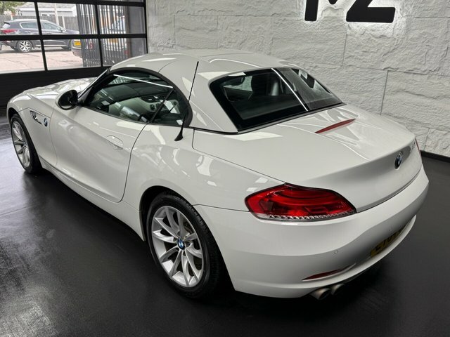 BMW Z4 20I Sdrive Red #24