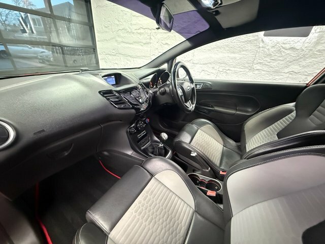 Ford Fiesta 1.6T Ecoboost St-2 Hatchback Eur Orange #2