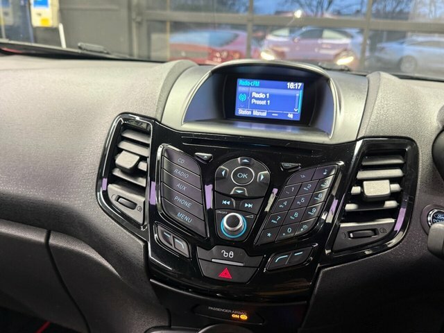 Ford Fiesta 1.0 Ecoboost Zetec Powershift Grey #21