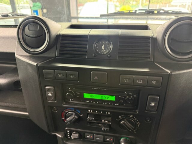 Land Rover Defender 90 Tdci County Grey #17