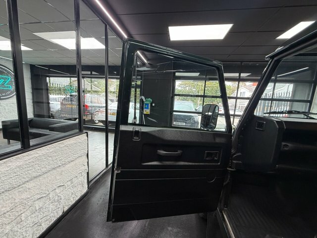 Land Rover Defender 90 Tdci County Grey #22