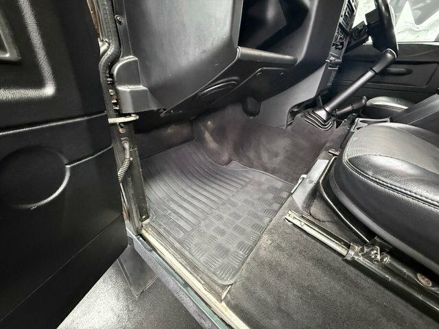 Land Rover Defender 90 Tdci County Grey #21