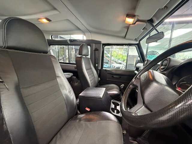 Land Rover Defender 90 Tdci County Grey #18