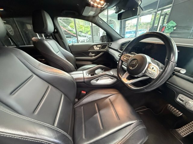 Mercedes-Benz GLE Class 2.0 Gle300d Amg Line Suv G-tronic 4Mati White #2